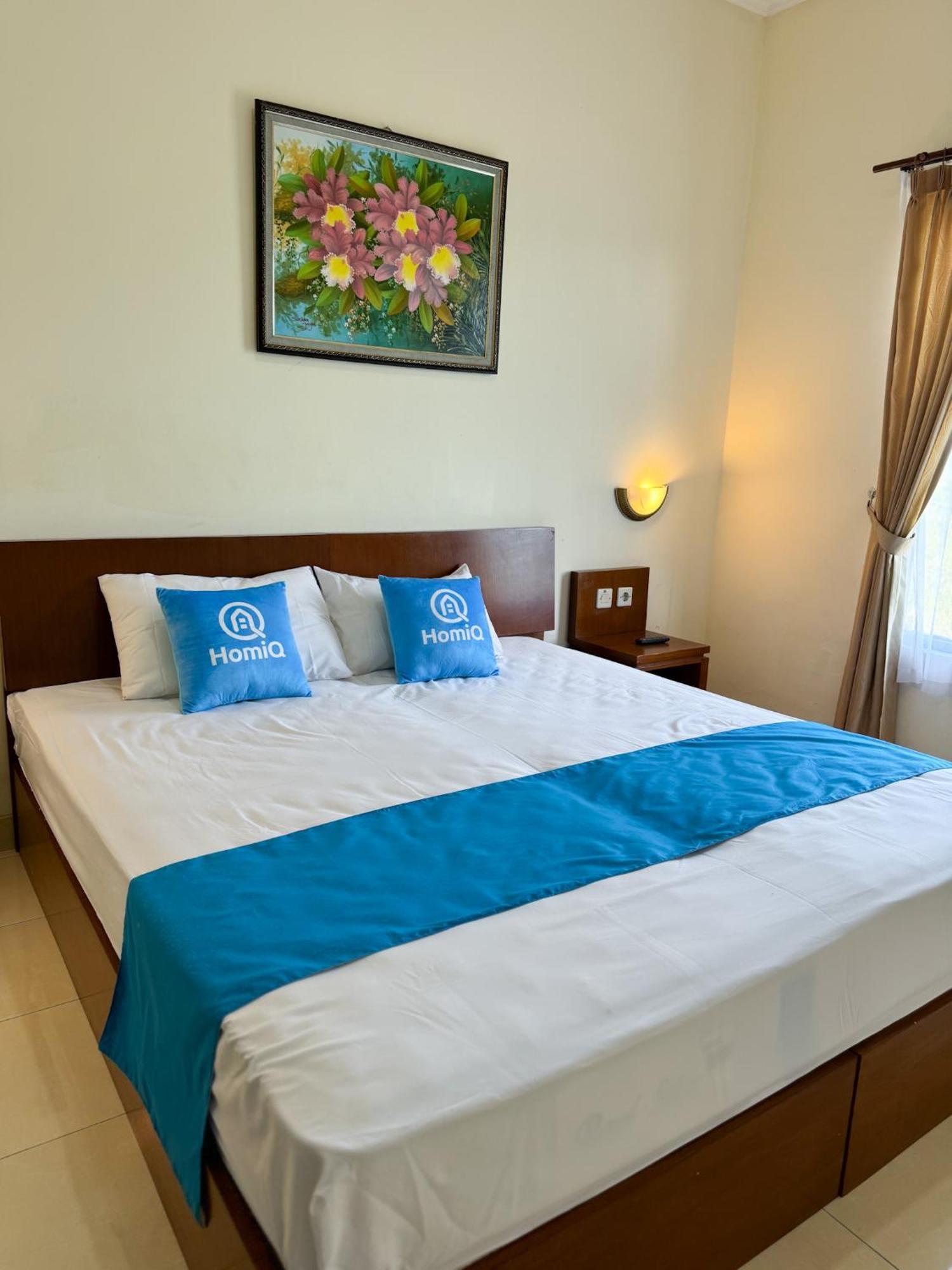 Adiputra Guesthouse 2 By Homiq Ngabean Exteriör bild
